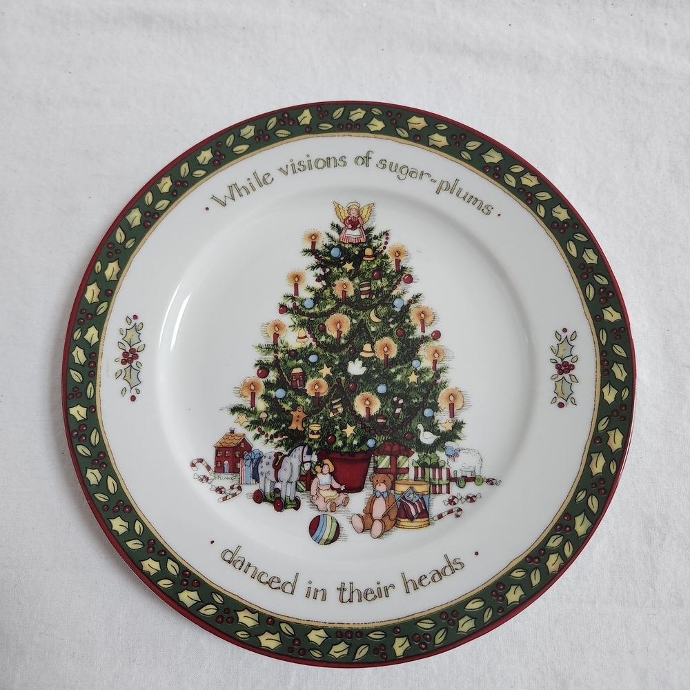 Portmeirion Christmas Story Plate - Sugar Plums